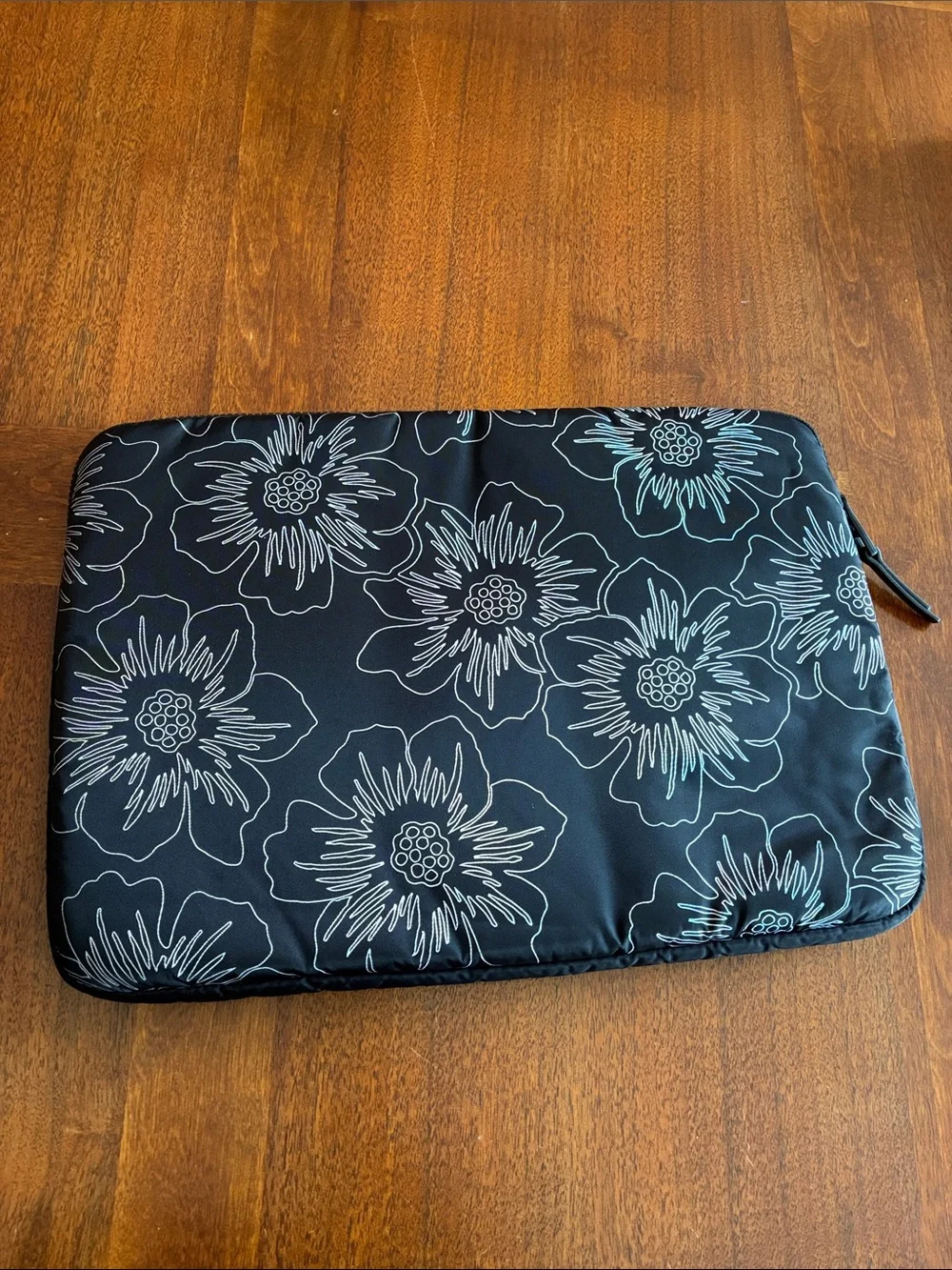 kate spade Floral Padded Laptop Tablet Sleeve Case Hollyhock Iridescent Black